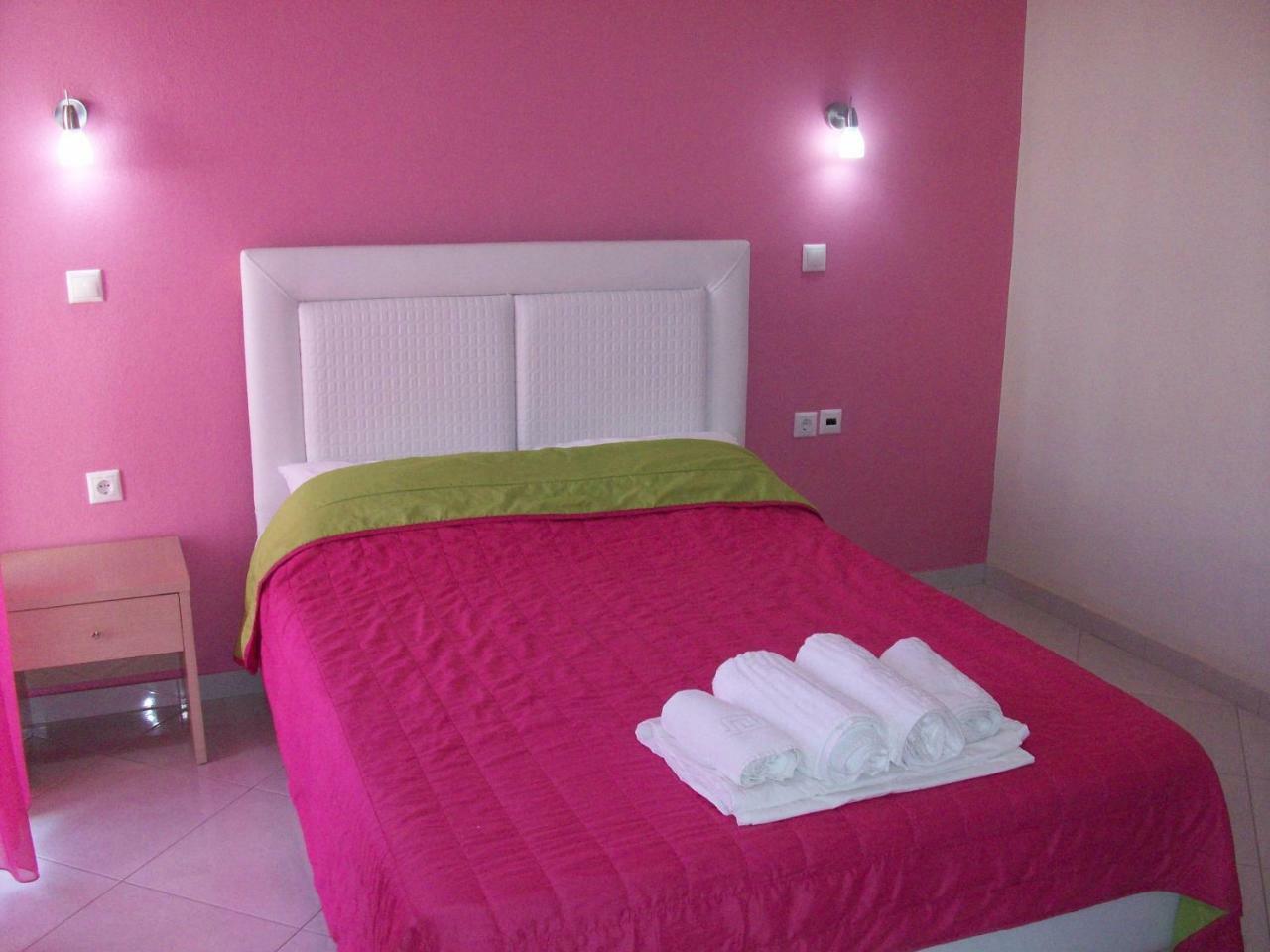Mavridis Rooms นิกิติ ภายนอก รูปภาพ